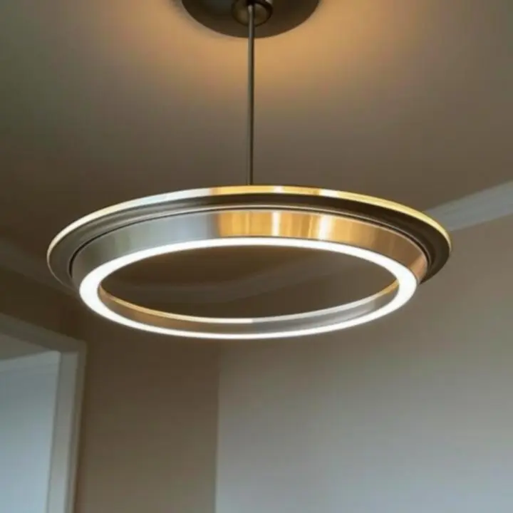 Zbliżenie na detal eleganckiej lampy